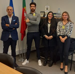 “Atividade formativa, colaboração com a Academia”